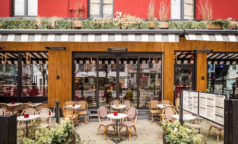 Rénovation d'un café par un architecte spécialiste de l'architecture commerciale à Montpellier