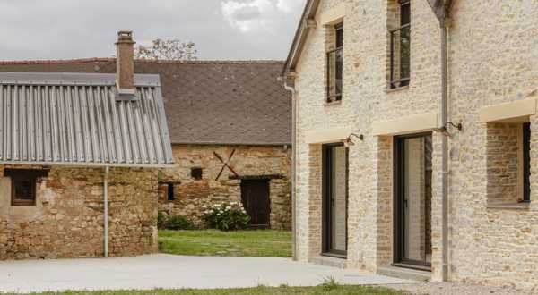 Avant - Après : Rénovation d'une maison en pierre de 180 m² en Bretagne