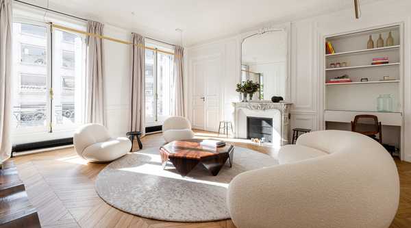 Rénovation du salon d'une maison contemporaine par un architecte d'intérieur à Montpellier