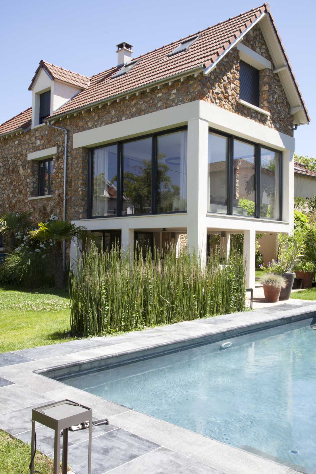 Extension et surélevation d'une maison de type meuliere à Montpellier