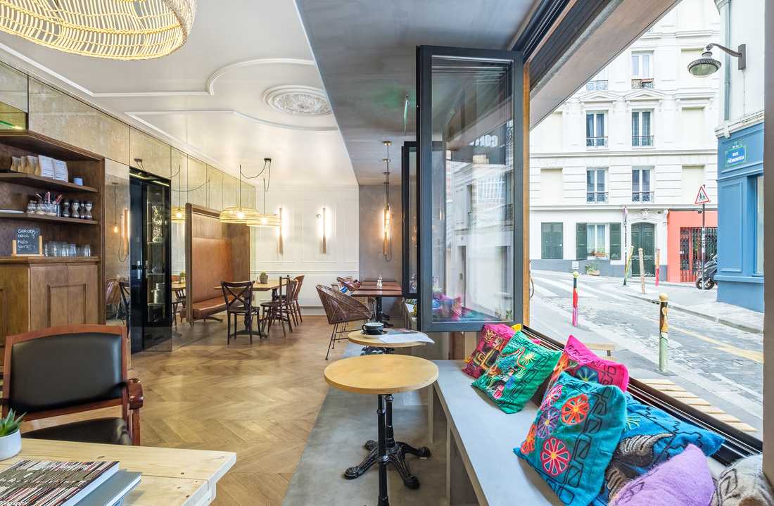 Haussmann style cafe-restaurant interior design in Montpellier