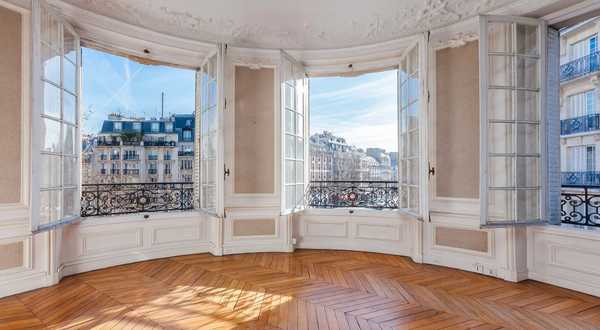 Use the expert eye of an architect / real estate professional before purchasing a new house or apartment in Montpellier.