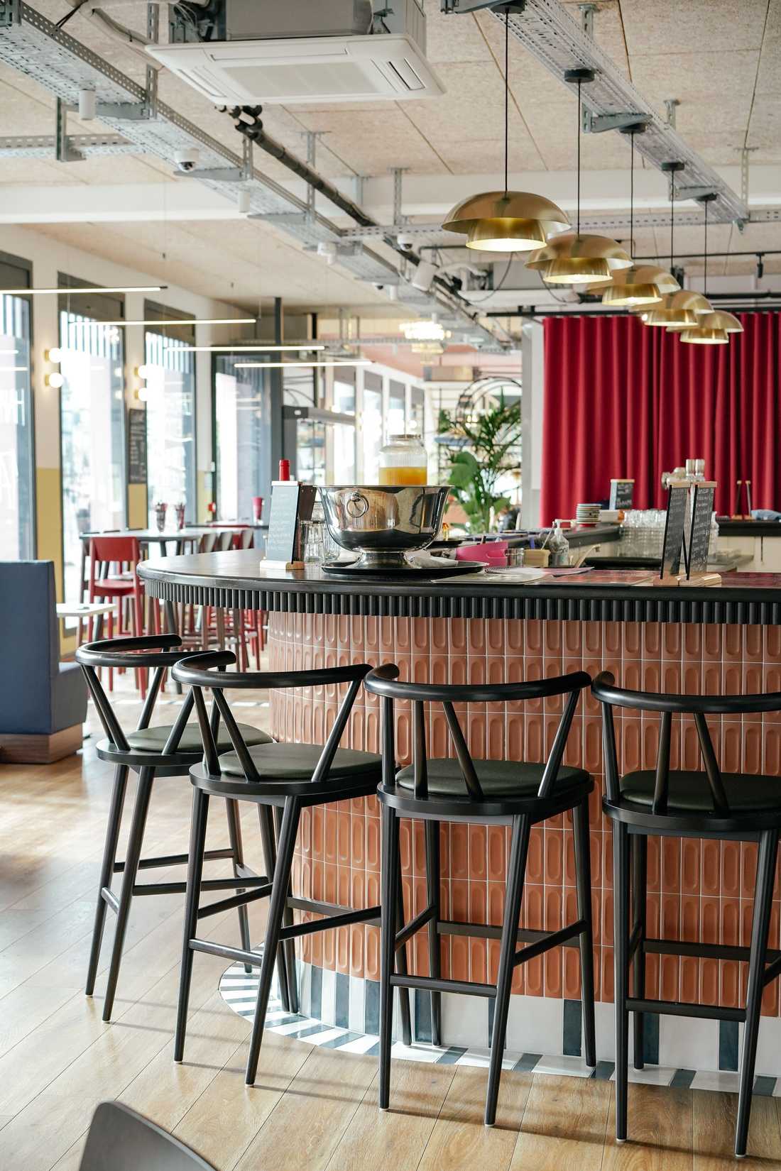 Renovation of a restaurant in Montpellier by an architect specializing in commercial architecture